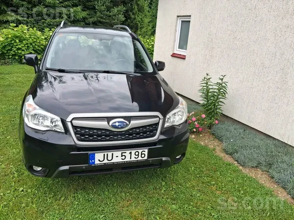 Subaru Pārdod lielisku un uzticamu apvidus auto – Subaru 