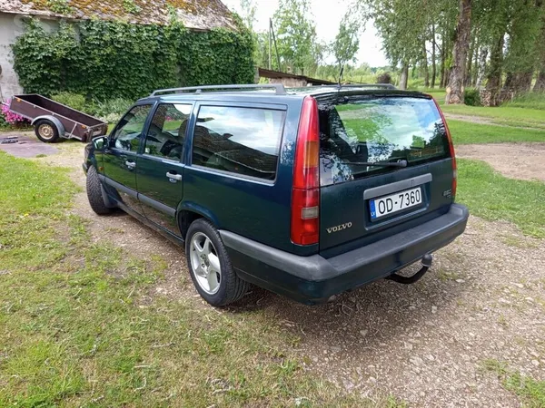 Volvo Pārdod. Oriģināls nobraukums. Jauna Ta. Nodoklis n