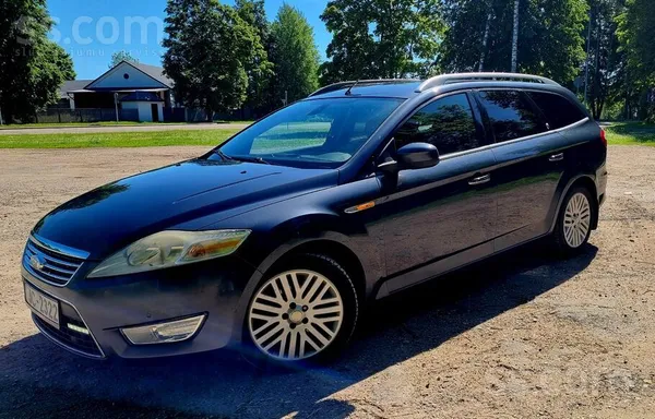 Ford Продаю автомобиль в хорошем состоянии. Новое Т. О.