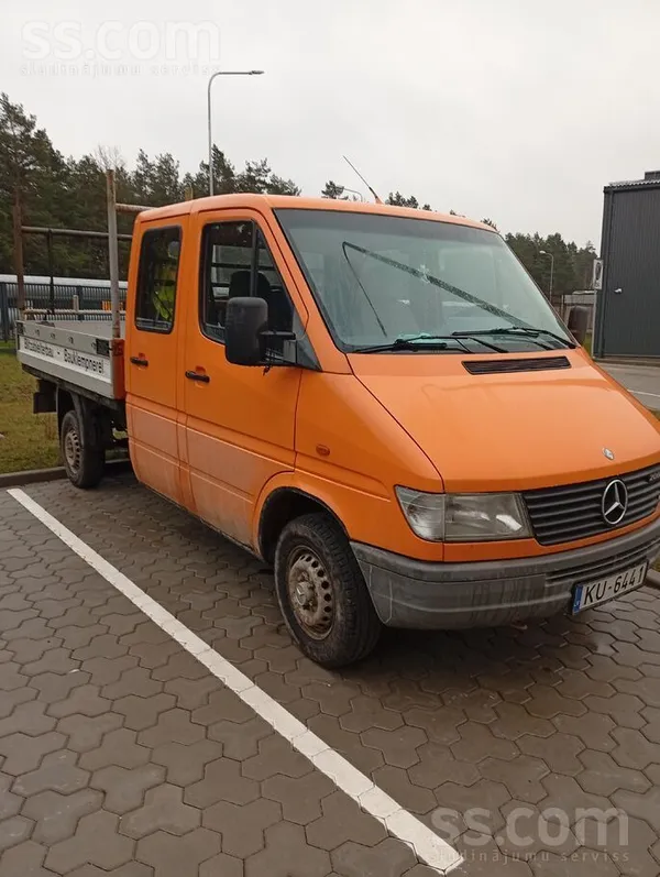 Mercedes Pārdodas mantojumā saņemts darba rūķis. Gadu nostā