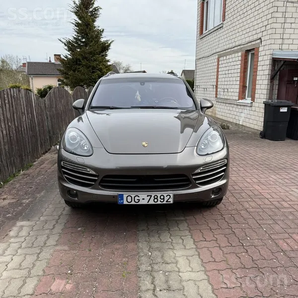 Porsche Pārdod Porsche Cayenne 2012 gada ar 3, 0 litru dīz
