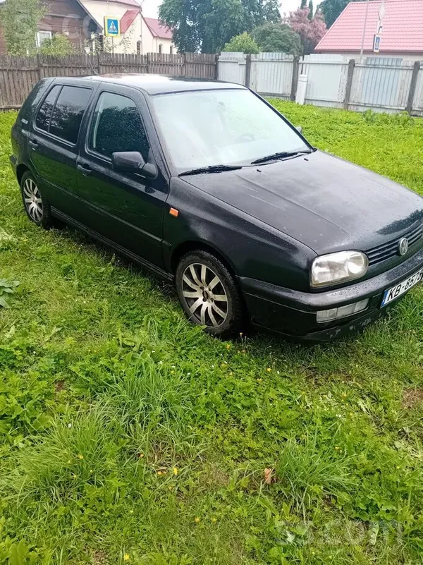 Volkswagen Atbilstoss stāvoklis gadiem. Jaunas riepas. Pie ap