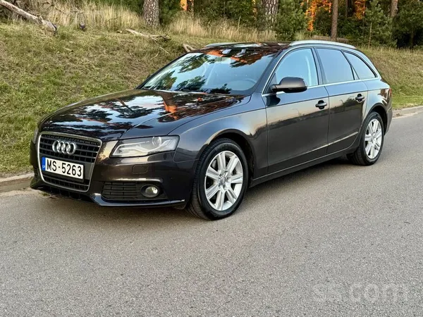 Audi Pārdosu Audi A4 2.7Tdi. Ļoti labā tehniskā un vizu