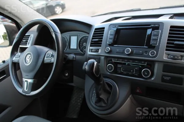 Volkswagen Pārdod Volkswagen Caravelle Īsā bāze. Tehniska aps