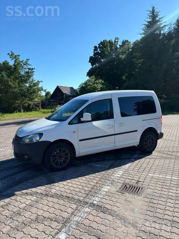 Volkswagen Pārdod vai mainu VW Caddy Life 2012.g 1.6 tdi ar j