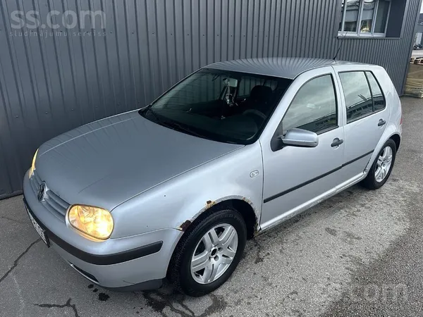 Volkswagen Pārdodu uzņēmumu uz riteņiem. 