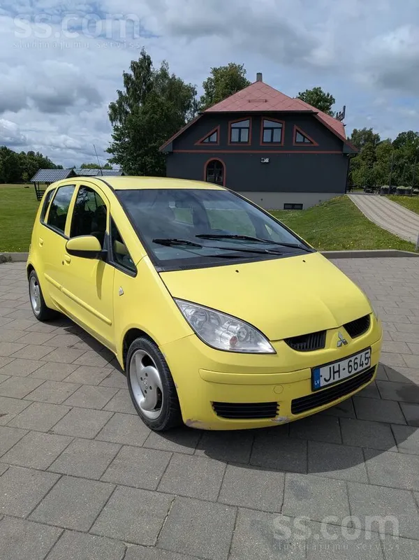Mitsubishi Colt