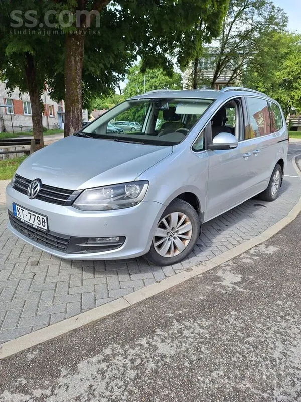 Volkswagen Pārdod Volkswagen Sharan 2013. gada, 2.0 Tdi dīzeļ