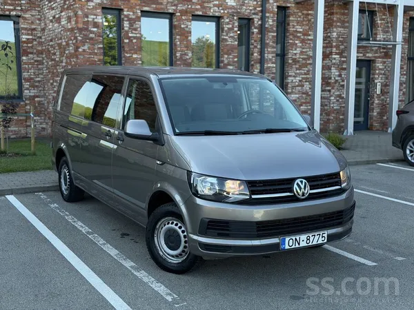 Volkswagen Īpašnieks pārdod VW Transporter T6 ar garo bāzi, 2