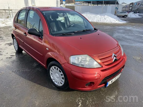 Citroen Pārdodu Citroën C3, 2009. gada, 1.4 dīzeli. Labā v