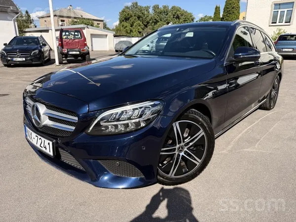 Mercedes Pārdod Mercedes-Benz C180, 2019. gada izlaiduma. A
