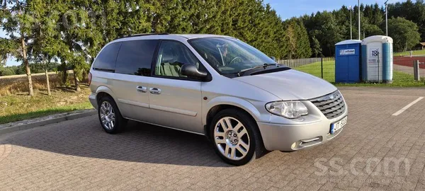 Chrysler Pārdodu Chrysler Voyager 