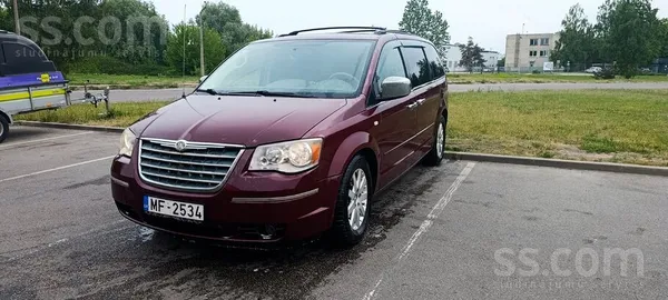 Chrysler Town Country 3.8 benzīns/gāze. TA līdz 25.06.2026. Lieliskā automašīna bet vajag pielikt roku, vai vienkārši detaļām ...