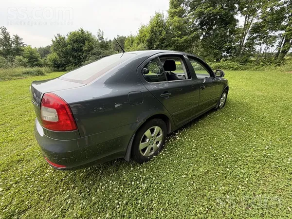 Skoda Octavia, 1.6d, 5 ātrumu MT. Braukts ikdienā un dau