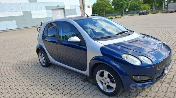 Smart Ekonomisks, dinamisks skrējējs. pilsēta 4, 0 l un 