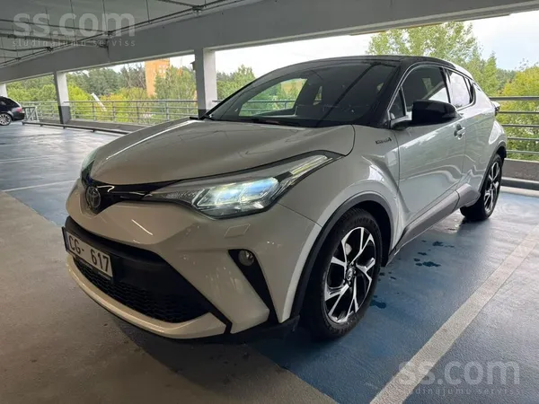 Toyota Pārdodu uzticamu un ekanomisku Hybrid auto. Faktis