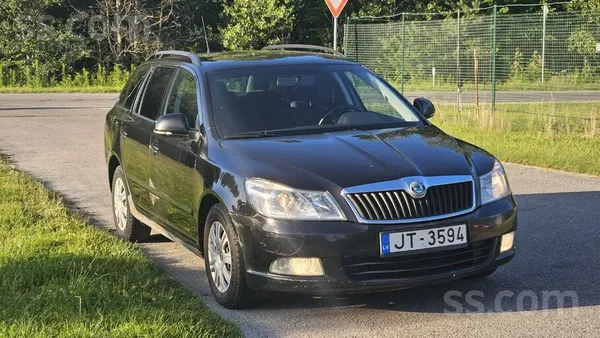 Skoda Skoda Octavia 1Z5, 2010. gads, 356500 km. Melna un