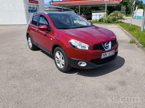 Nissan Pārdodu automašīnu labā stāvoklī, visi remonti vei