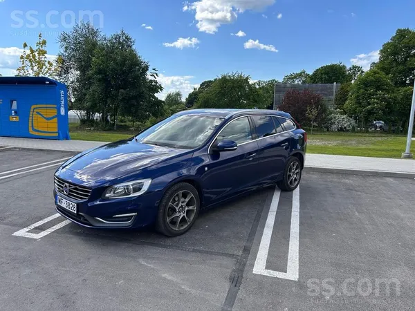 Volvo Pārdošanā 2015. gada Volvo V60 Ocean Race D4 2.0D 