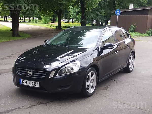 Volvo Pārdod Volvo V60, 2.0D, jauna TA izieta šodien, au