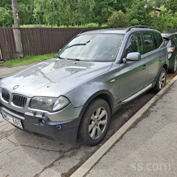 BMW Braucamā kārtībā , dažreiz parādās 4x4 kļuda , ir 