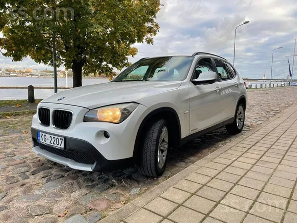 BMW Pārdodu dinamisku un uzticamu BMW X1 ar xDrive pil