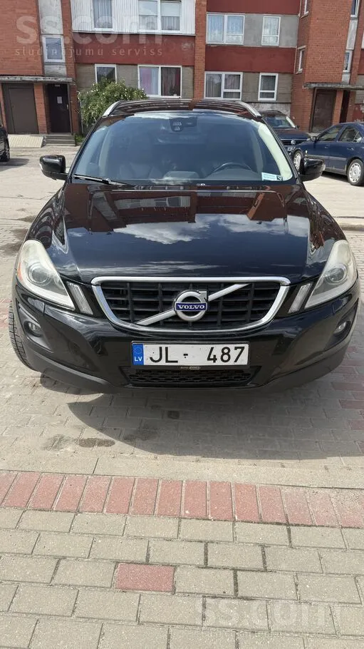 Volvo Продаю отличную машину, ТО пройдено, заменены масл
