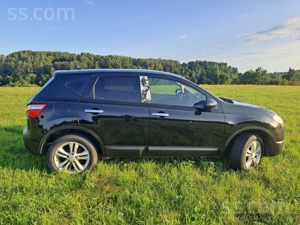 Nissan Pārdodu vai mainu Nissan Qashqai 1.5 D, 6 pārnesum