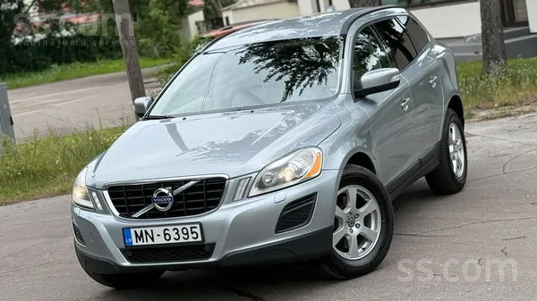 Pārdodu Volvo Xc60 D3 2.4 dīzeli, 4x4, automātiskā pārnesumkārba. 
Auto ir