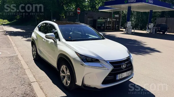 Lexus Pārdodu labā tehniskā un vizuālā stāvoklī esošu Le