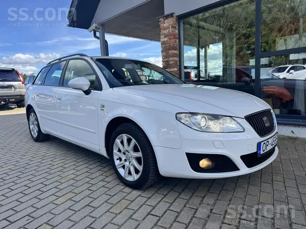 Automāts, tikko no Vācijas
-150400km
-klimata kontrole
-navigācija
-ksen