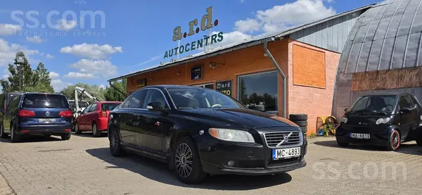 S80. TA līdz 10.2026. Daudz labu ekstru. Ādas salons, daudzfunkcionāla stūre