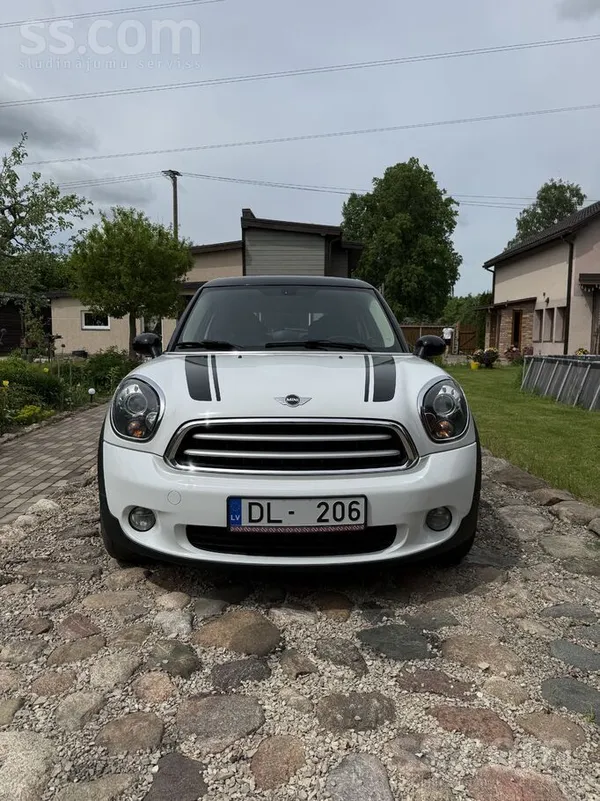 Mini Latvijā viena saimniece un viena Francijā. Šai maš