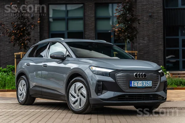 Audi Audi Q4 e-tron I 170 ZS I Acc I Kamera I Navi I Le