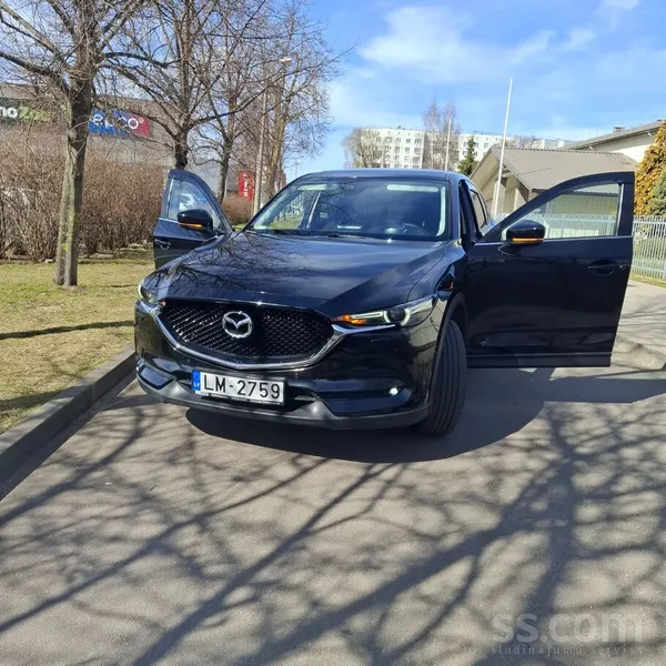 Mazda Продам мазду сх5 Premium . Октябрь месяц 2018 год 