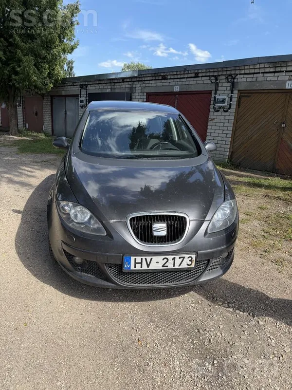 SEAT Pardodu auto sakarā ar laika trūkumu to remontēt. 