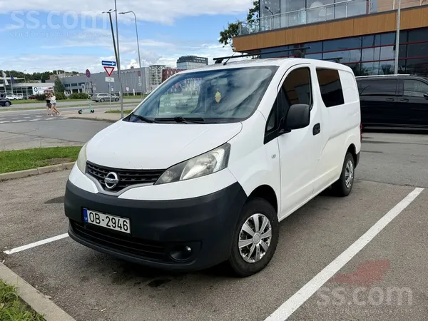 Nissan Pārdodu Nissan Nv200 kravas furgonu labā tehniskā 