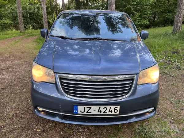 Chrysler Gāze/benzīns Chrysler Town’Country. T. A līdz 09.2