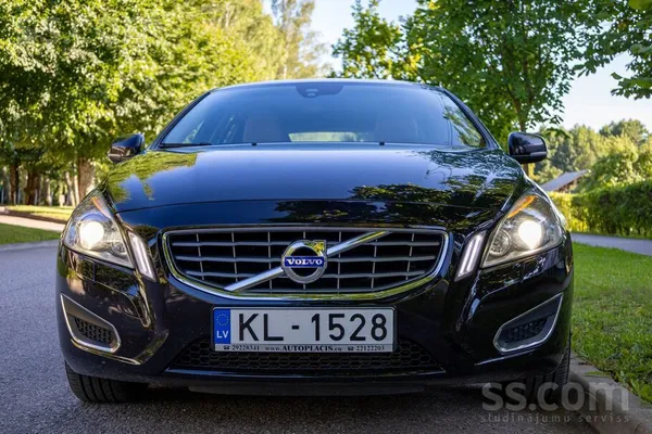 Volvo Pārdodu Volvo V60, 2.0, dīzelis D3, 120Kw 163Zs (5
