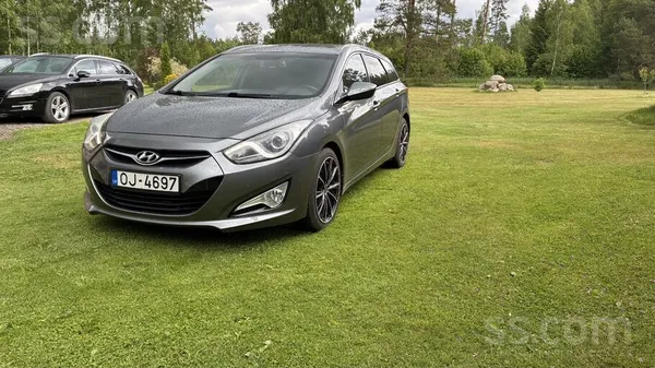 Hyundai Pārdodu tikko ievestu hynai i 40, labā tehniskā st
