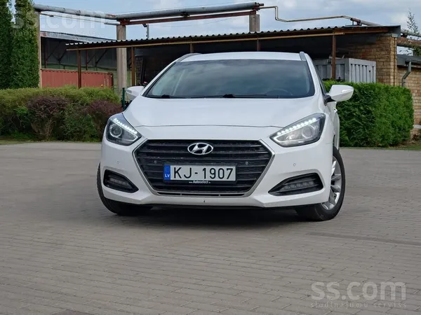 Hyundai Pārdodu komfortablu Hyundai i40.