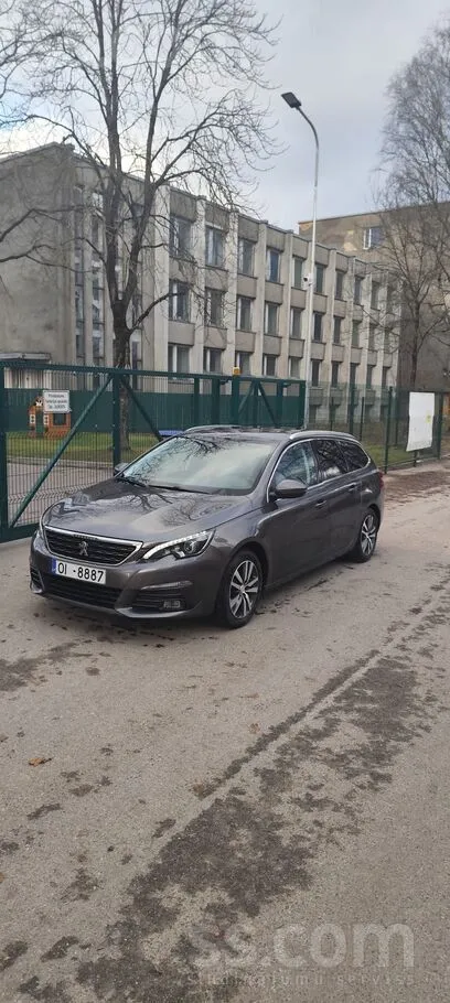 Peugeot Tiek pārdots Peguot 308 modelis 2019 gada. 1, 5 dī