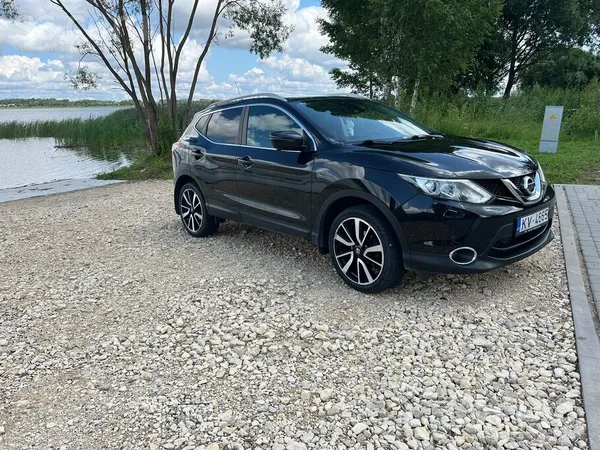 Nissan Продаётся ухоженный городской кроссовер Nissan Qas