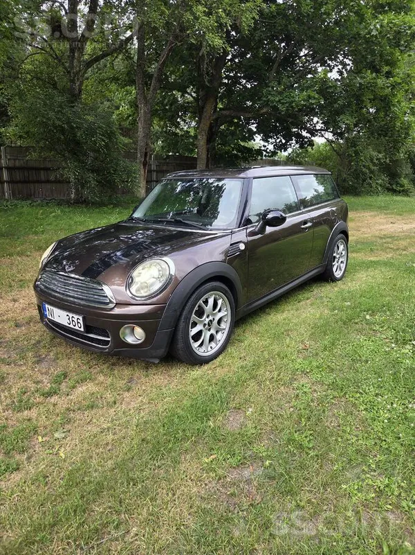Mini Pārdodu labu Mini Cooper Clubman ar 1.6d 80kw dzin
