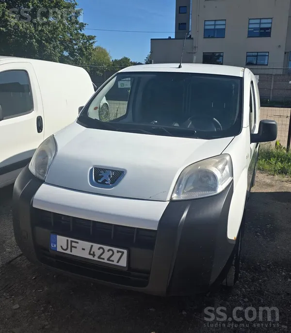 Peugeot Tiek pārdots auto normālā tehniskā stāvoklī. Visas