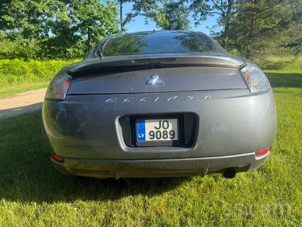 Mitsubishi Amerikānis. Skaists, jaudīgs auto ikdienai un brīv