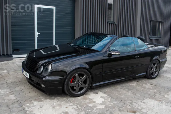 Mercedes Mercedes-Benz clk320, teicamā tehniskā un vizuālā 