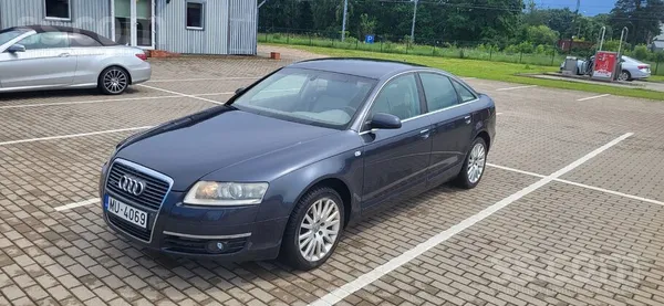 Audi Машина в хорошем состоянии. Новый техосмотр. 