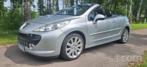 Peugeot Pārdošnā Kabriolets Peugeot 207 cc – gatavs vasara