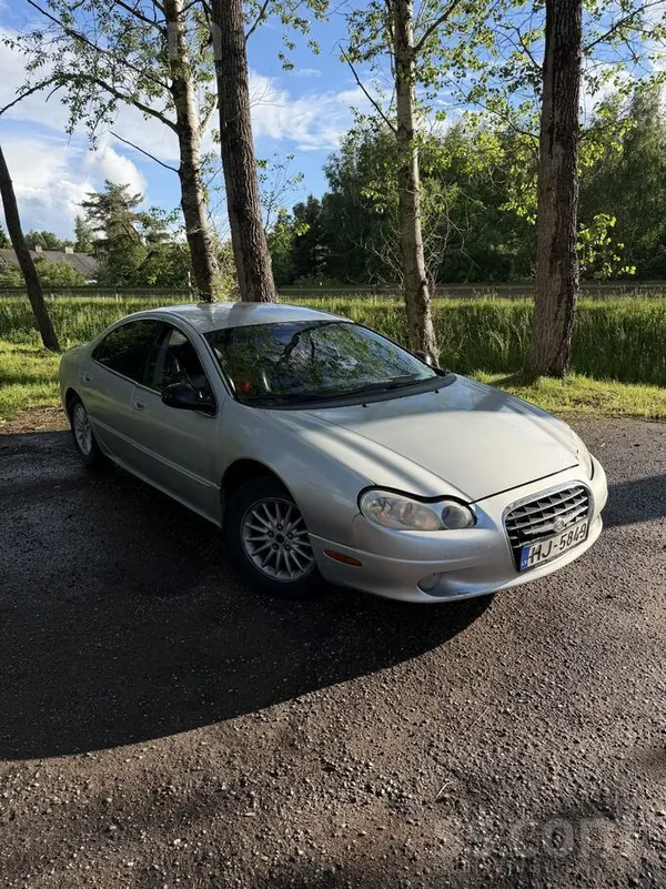 Chrysler Pārdodas ļoti žiperigs auto. Sēdies un brauc. Nodo